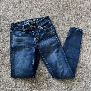 American Eagle skinny jeans
